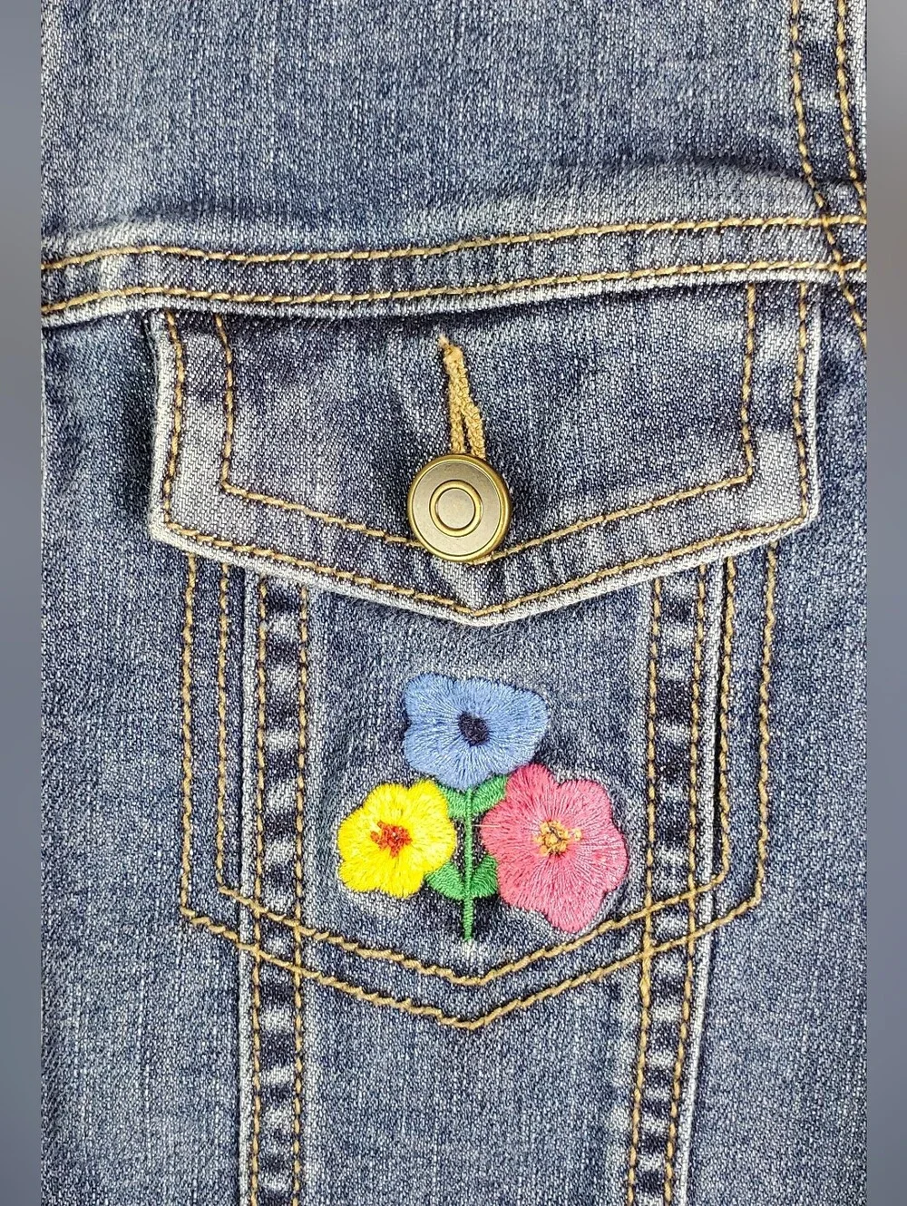 Hanna Andersson Girls Embroidered Flowers Denim Jacket - Size 8 (130 cm) - GUC